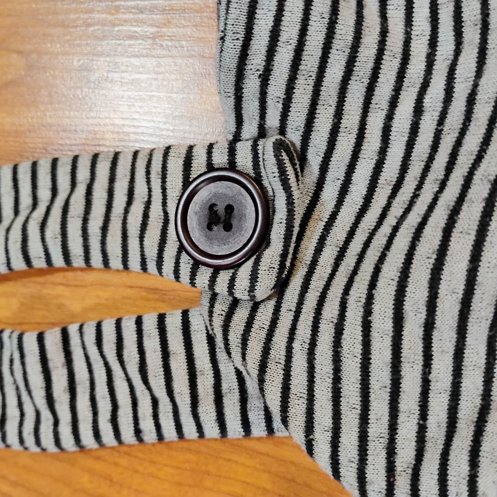 Maurices Women's Size Medium Black/White Patterned Strappy Tank Top Pockets - Picture 8 of 16